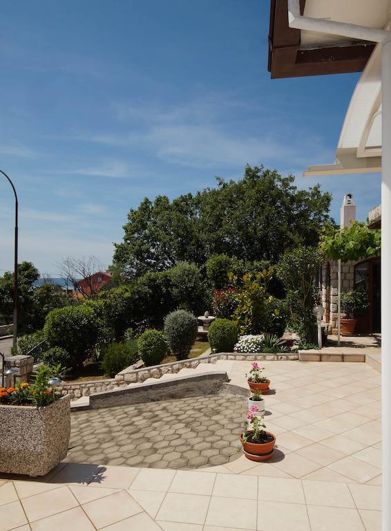 Apartments Lina Novi Vinodolski Dış mekan fotoğraf